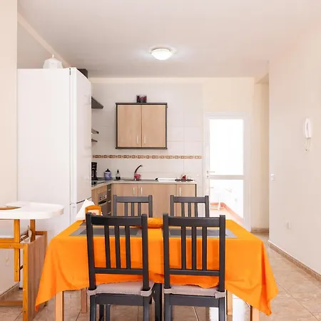 Home2book Warm Family Güimar