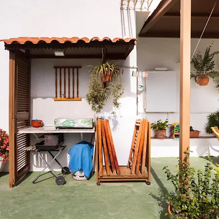 Home2book Warm Family דירה